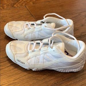 Girls cheer shoes. Size 4
